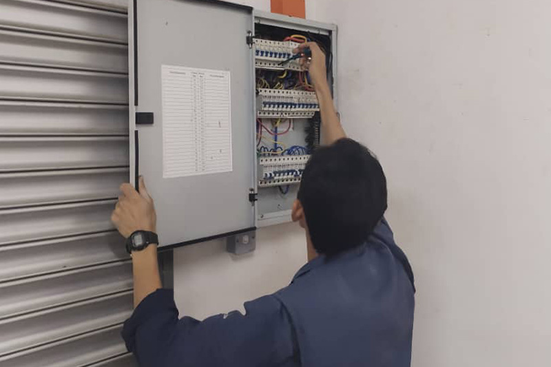 gambar-galeri-9-kerja-elektrik-izwan-iq-tech-engineering